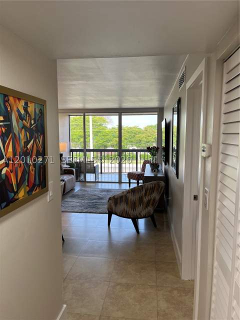 10525 SW 112th Ave 314, Miami FL - photo 9 of 54