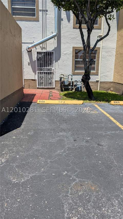 4655 Palm Ave 124, Hialeah FL - photo 16 of 18