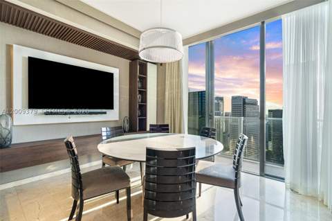 88 SW 7th St 3801, Miami FL - photo 16 of 87