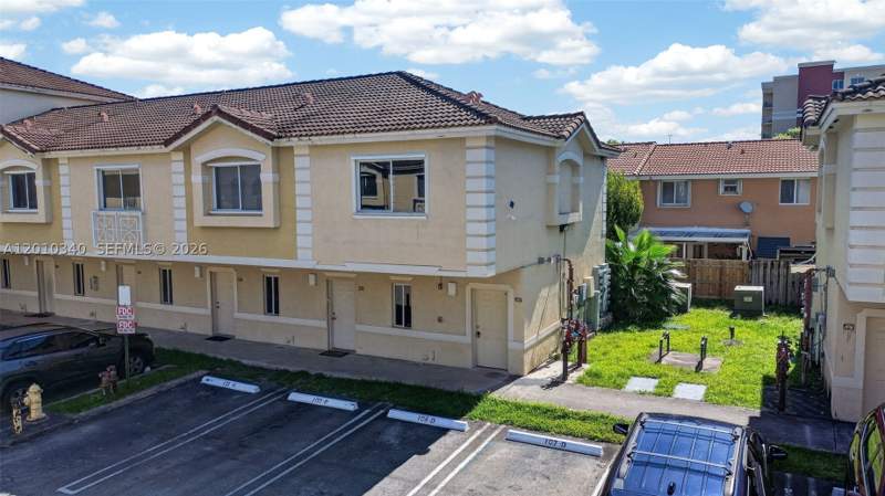 2 bedroom Condominium at 7995 NW 8th St 100C, Park Place At Midway Cond, Miami — photo 2