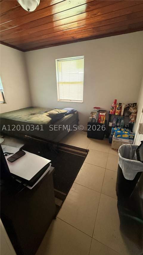 1334 NW 6th Ave, Florida City FL - photo 9 of 18