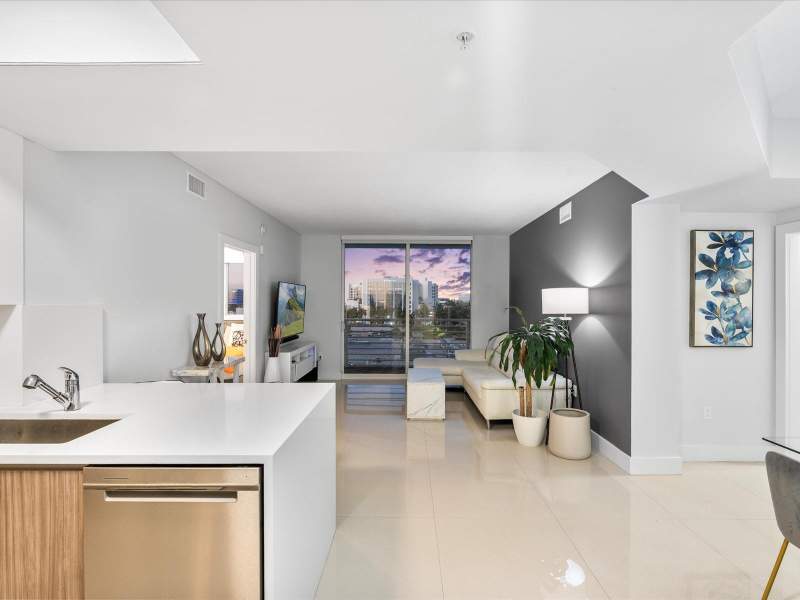 2 bedroom Condominium at 18800 NE 29th Avenue 704, Venture At Aventura East, Aventura — photo 2