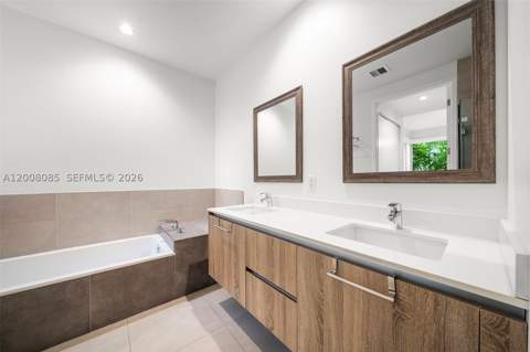 545 SW 11th St 208, Miami FL - photo 8 of 34