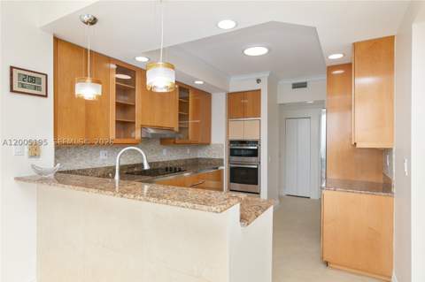 21150 Point Pl Lph 2902, Aventura FL - photo 15 of 49