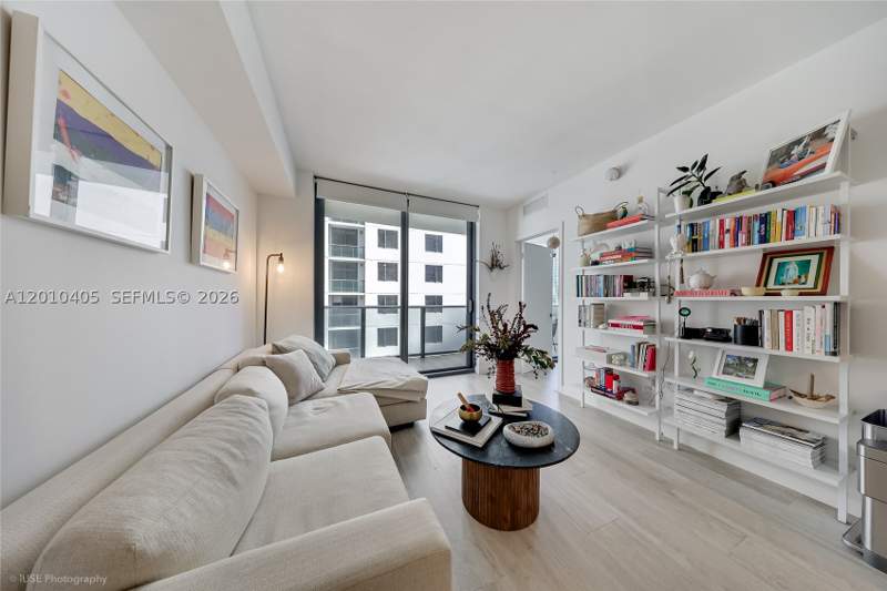 1 bedroom Condominium at 55 SW 9th St 2109, Brickell Heights West Con, Miami — photo 3
