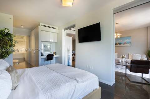 220 21st St 303, Miami Beach FL - photo 13 of 16
