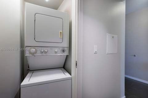 220 21st St 303, Miami Beach FL - photo 16 of 16