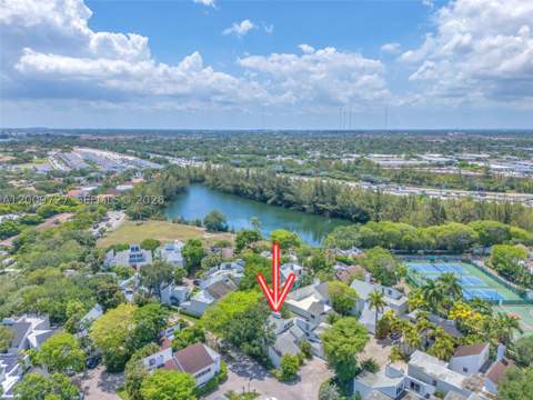 1933 S Oak Haven Cir, Miami FL - photo 7 of 63