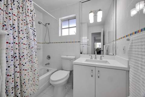 8900 SW 159th Ter, Palmetto Bay FL - photo 13 of 16