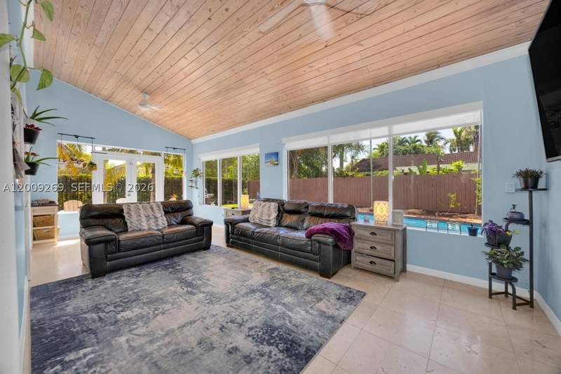 4 bedroom SingleFamilyResidence at 8900 SW 159th Ter, Be-Car Sub, Palmetto Bay — photo 4