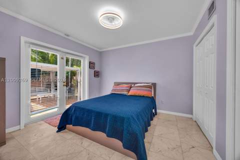 8900 SW 159th Ter, Palmetto Bay FL - photo 7 of 16