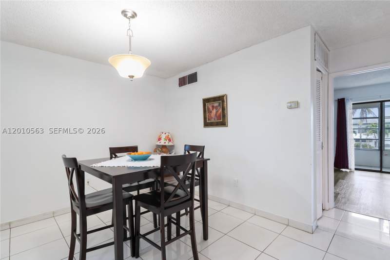 1 bedroom Condominium at 165 NE 203rd Ter C20, Ro-Mont South Condo C, Miami Gardens — photo 4