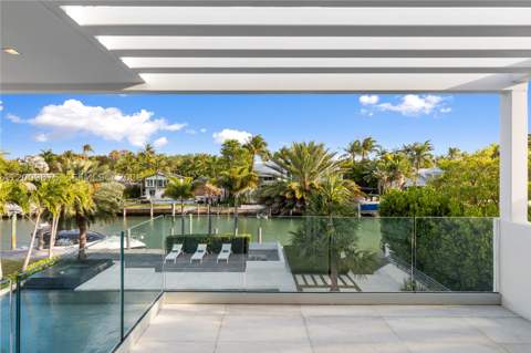 120 Knollwood Dr, Key Biscayne FL - photo 24 of 45
