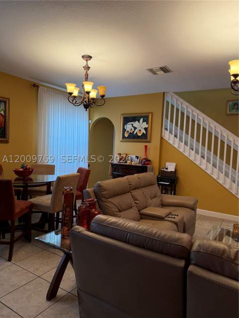 3955 NE 13th Dr, Homestead FL - photo 12 of 59
