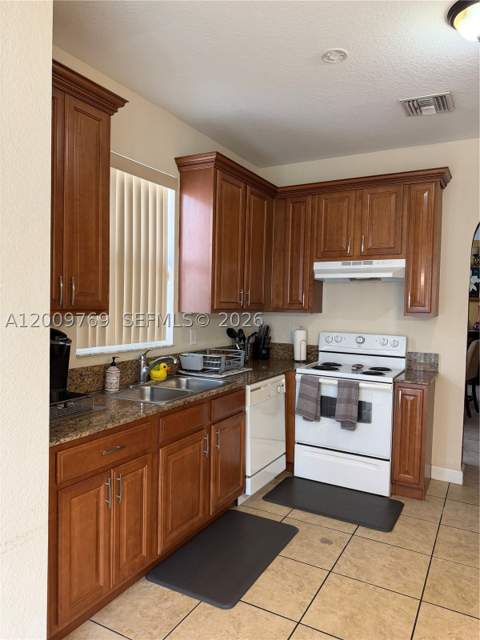 3955 NE 13th Dr, Homestead FL - photo 19 of 59