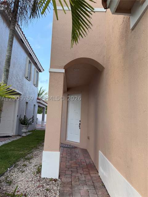 3955 NE 13th Dr, Homestead FL - photo 6 of 59
