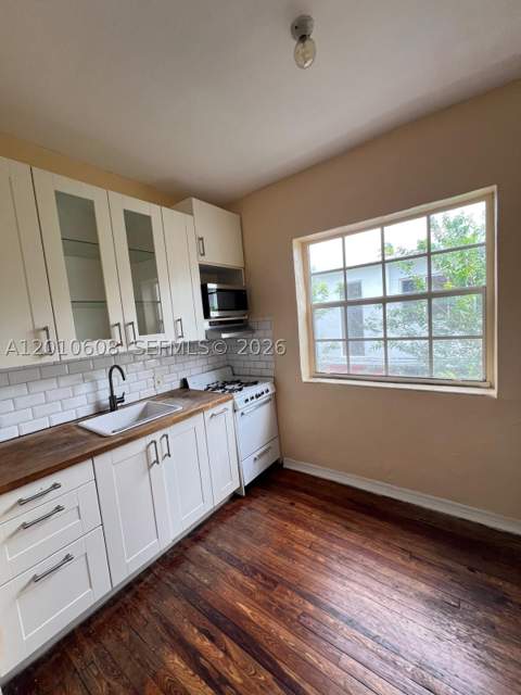 1309 Euclid Ave 7, Miami Beach FL - photo 18 of 43