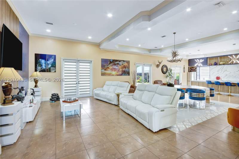 6 bedroom SingleFamilyResidence at 20455 SW 154th Ave, Redland, Miami — photo 5