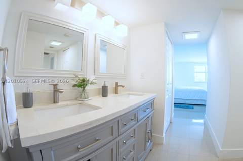20100 W Country Club Dr 504, Aventura FL - photo 17 of 26