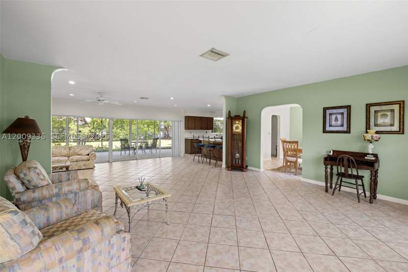 3 bedroom SingleFamilyResidence at 13730 SW 75th Ave, Palmetto Pines, Palmetto Bay — photo 5