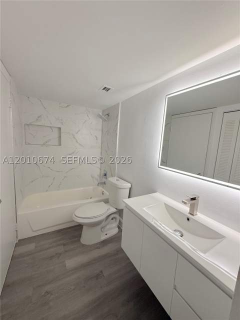 482 NW 165th St Rd A-307, Miami FL - photo 8 of 18