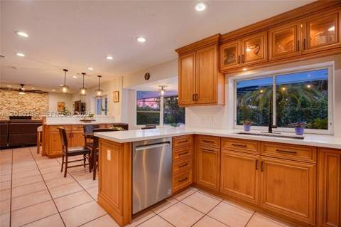 7175 SW 117th Ter, Pinecrest FL - photo 17 of 55