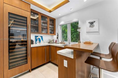 690 Warren Ln, Key Biscayne FL - photo 13 of 39