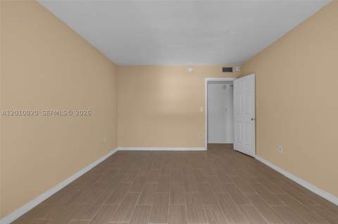 18900 NE 3rd Ct 520, Miami FL - photo 8 of 16
