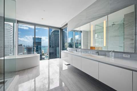88 SW 7th St Ph4301, Miami FL - photo 15 of 47