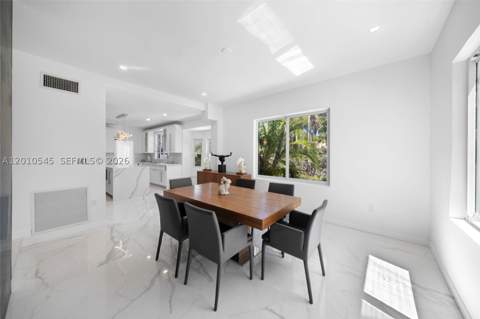 5824 Alton Rd, Miami Beach FL - photo 21 of 28
