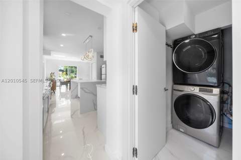 5824 Alton Rd, Miami Beach FL - photo 23 of 28