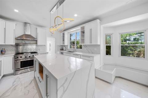 5824 Alton Rd, Miami Beach FL - photo 9 of 28