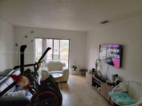 8425 NW 8th St 306, Miami FL - photo 19 of 26