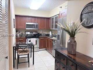 3300 NE 191st St 1011, Aventura FL - photo 12 of 26
