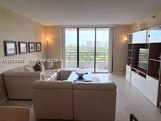3300 NE 191st St 1011, Aventura FL - photo 7 of 26