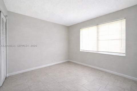 1225 NE 124th St 49C, North Miami FL - photo 14 of 27