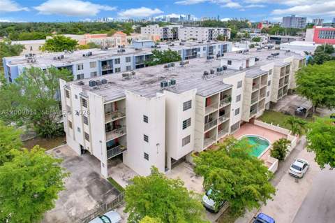 1225 NE 124th St 49C, North Miami FL - photo 23 of 27