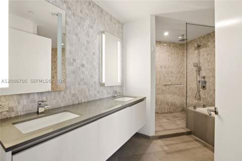68 SE 6th St 2701, Miami FL - photo 9 of 32