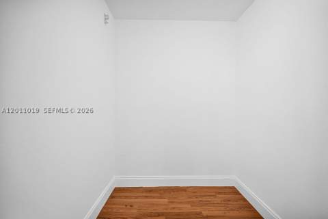 15051 Royal Oaks Ln 1605, North Miami FL - photo 20 of 35