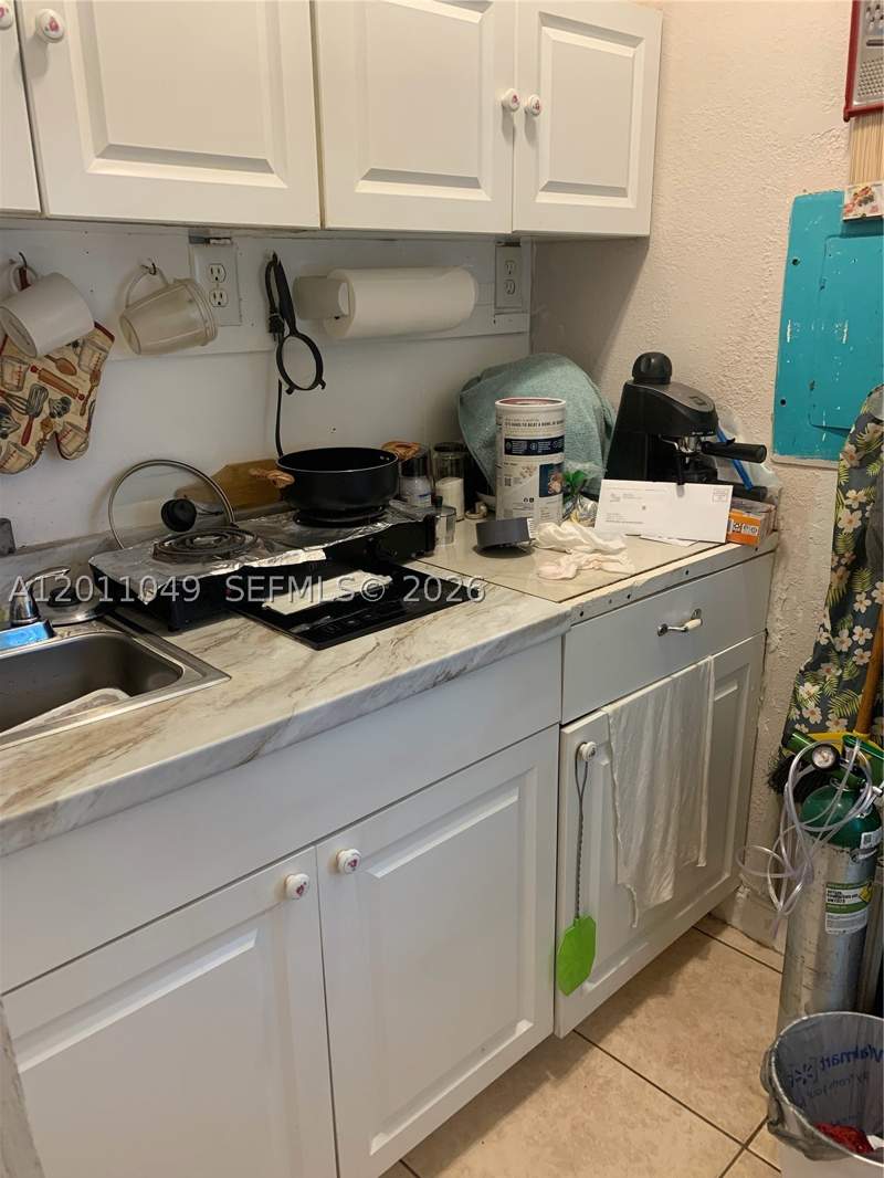 4 bedroom MobileHome at 1495 SW 131st Ave, University Lakes, Miami — photo 3