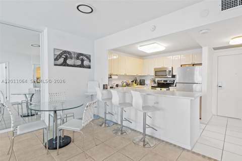 2301 Collins Ave 504, Miami Beach FL - photo 7 of 40
