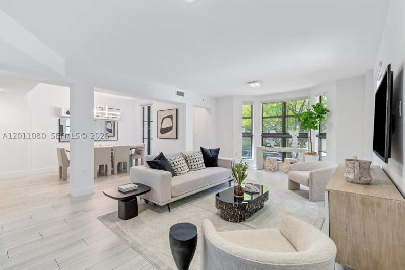 2 bedroom Condominium at 1650 Galiano St Th15, Village Park Condo, Coral Gables — photo 4