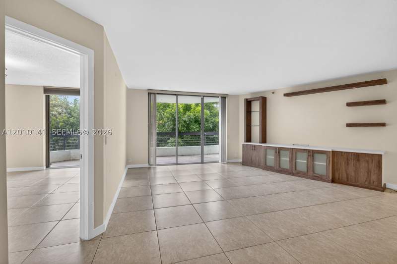 2 bedroom Condominium at 3500 Mystic Pointe Dr 302, Mystic Pointe Tower 400 C, Aventura — photo 5