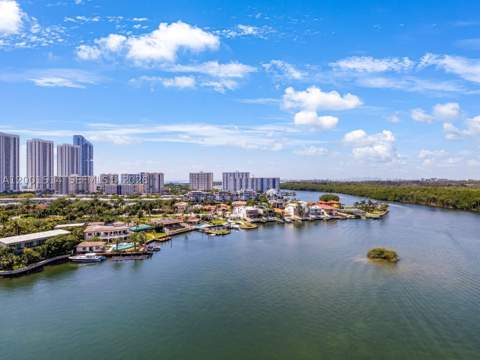 400 Sunny Isles Blvd 1416, Sunny Isles Beach FL - photo 24 of 33