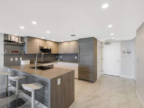 400 Sunny Isles Blvd 1416, Sunny Isles Beach FL - photo 8 of 33