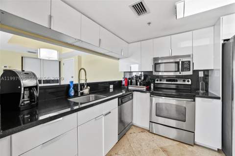650 West Ave 1104, Miami Beach FL - photo 9 of 31