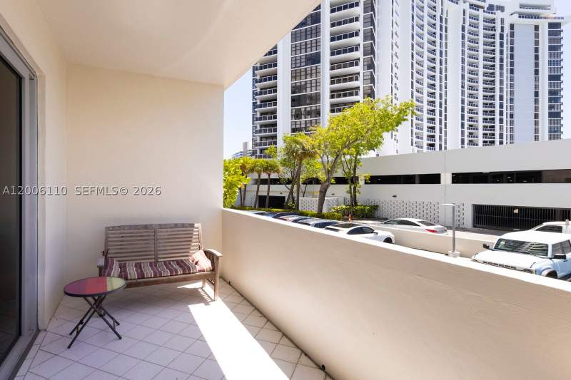 1 bedroom Condominium at 5 Island Ave Le, Island Terrace Condo, Miami Beach — photo 5