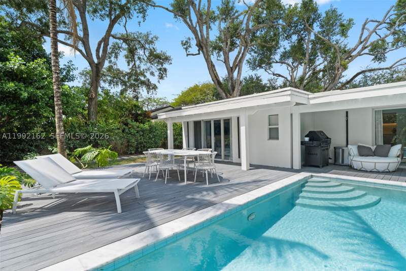 4 bedroom SingleFamilyResidence at 7531 SW 52nd Ct, High Pines Rev Plat Of 2N, Miami — photo 5