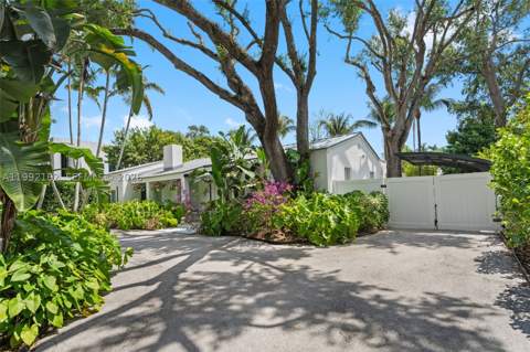 7531 SW 52nd Ct, Miami FL - photo 6 of 56