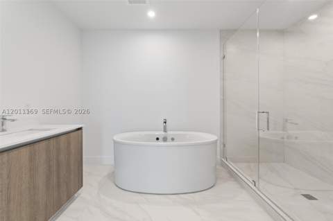 17550 Collins Ave 501, Sunny Isles Beach FL - photo 13 of 57